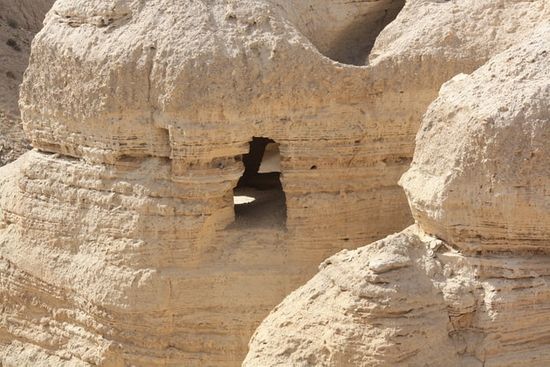 Qumran caves Qumran caves where the Dead Sea Scrolls were found